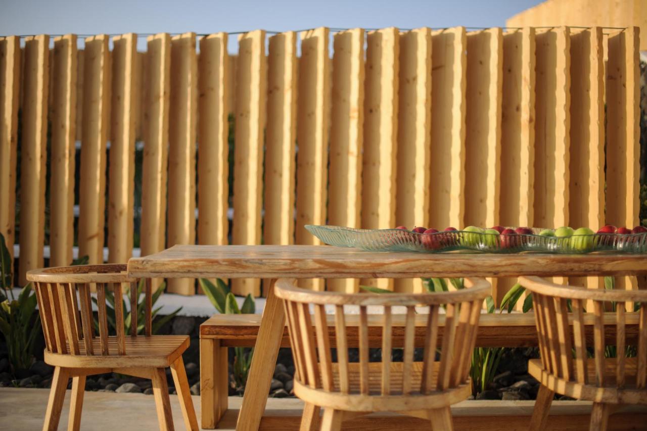 Amor Hideaway Villas Фіра Екстер'єр фото